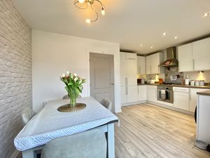 Kitchen/Diner- click for photo gallery